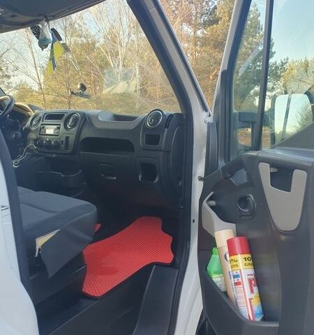 Білий Рено Мастєр, об'ємом двигуна 2.3 л та пробігом 359 тис. км за 19800 $, фото 21 на Automoto.ua