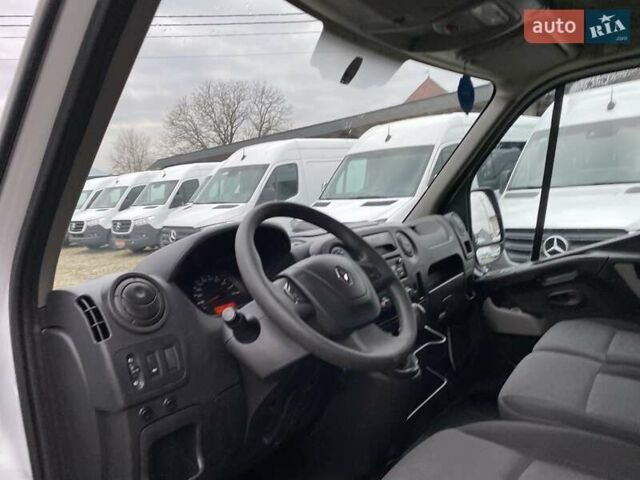 Белый Рено Мастер, объемом двигателя 0 л и пробегом 186 тыс. км за 17350 $, фото 40 на Automoto.ua
