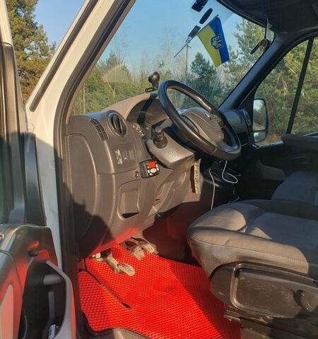 Білий Рено Мастєр, об'ємом двигуна 2.3 л та пробігом 359 тис. км за 16900 $, фото 13 на Automoto.ua