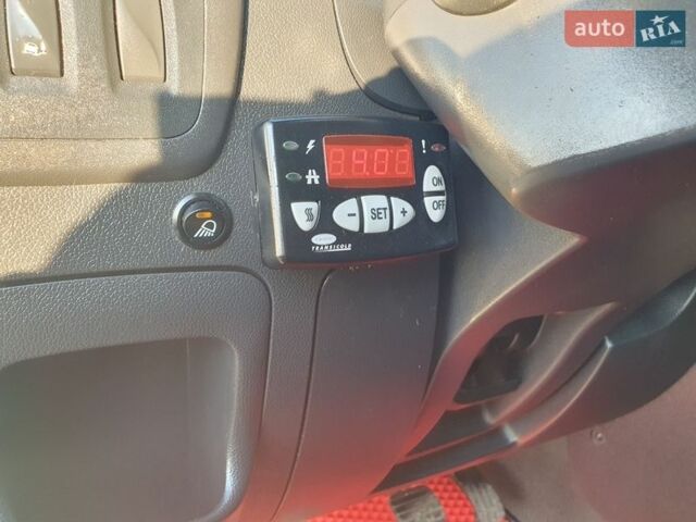 Білий Рено Мастєр, об'ємом двигуна 2.3 л та пробігом 359 тис. км за 19800 $, фото 30 на Automoto.ua