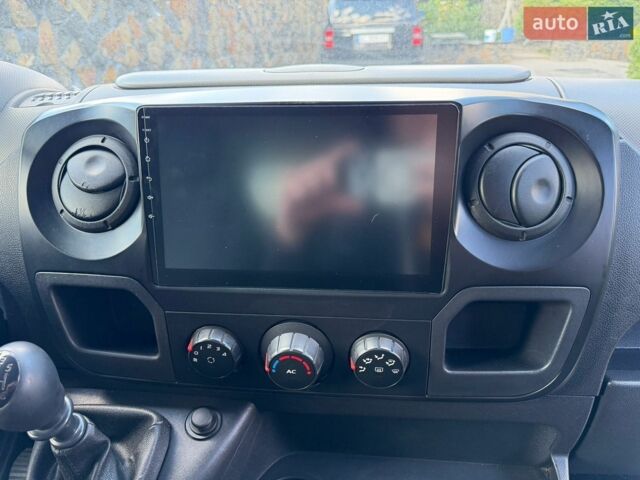 Белый Рено Мастер, объемом двигателя 2.3 л и пробегом 298 тыс. км за 18500 $, фото 51 на Automoto.ua
