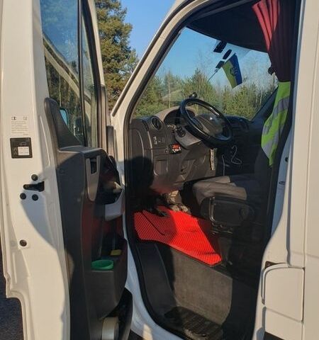 Білий Рено Мастєр, об'ємом двигуна 2.3 л та пробігом 359 тис. км за 19800 $, фото 11 на Automoto.ua