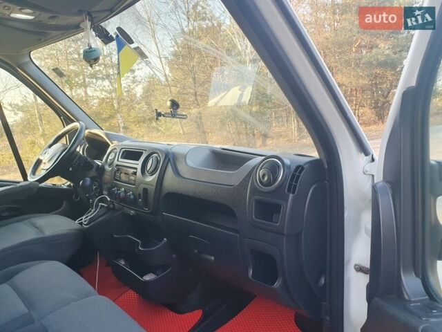 Білий Рено Мастєр, об'ємом двигуна 2.3 л та пробігом 359 тис. км за 16900 $, фото 22 на Automoto.ua