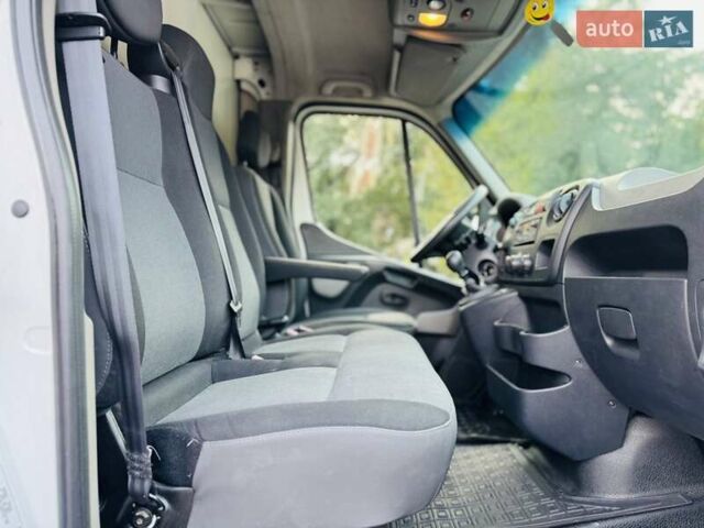 Білий Рено Мастєр, об'ємом двигуна 2.3 л та пробігом 225 тис. км за 16500 $, фото 14 на Automoto.ua