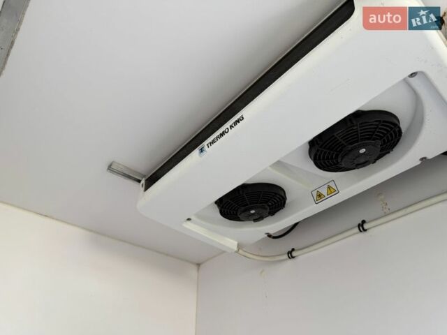 Білий Рено Мастєр, об'ємом двигуна 2.3 л та пробігом 287 тис. км за 16000 $, фото 52 на Automoto.ua