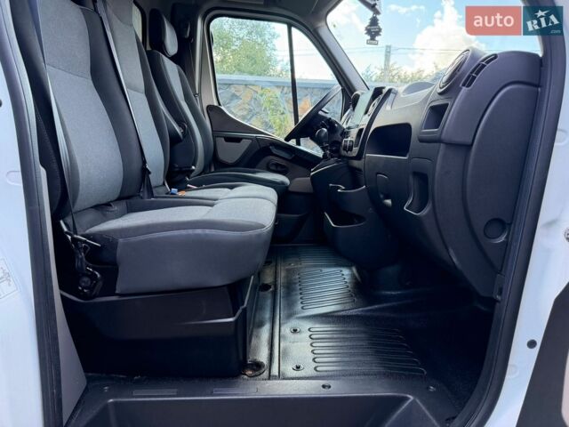 Белый Рено Мастер, объемом двигателя 2.3 л и пробегом 298 тыс. км за 18500 $, фото 49 на Automoto.ua