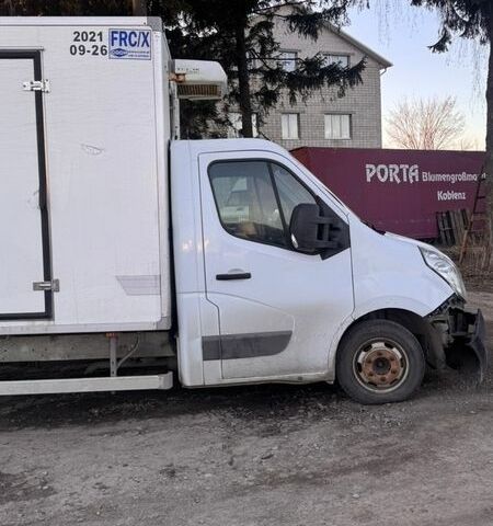 Белый Рено Мастер, объемом двигателя 2.3 л и пробегом 428 тыс. км за 7500 $, фото 3 на Automoto.ua