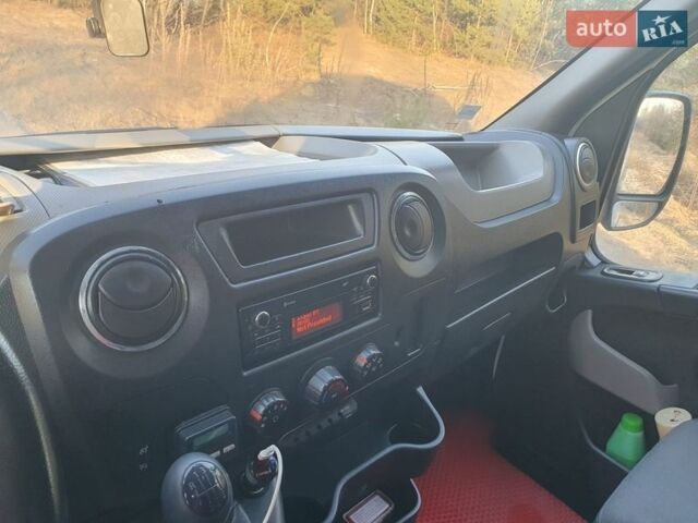 Білий Рено Мастєр, об'ємом двигуна 2.3 л та пробігом 359 тис. км за 19800 $, фото 14 на Automoto.ua