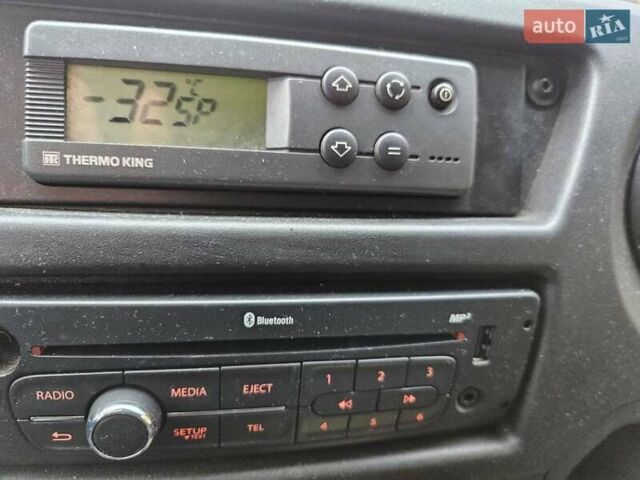 Белый Рено Мастер, объемом двигателя 2.3 л и пробегом 273 тыс. км за 18500 $, фото 10 на Automoto.ua