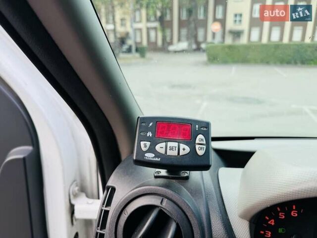 Білий Рено Мастєр, об'ємом двигуна 2.3 л та пробігом 225 тис. км за 12999 $, фото 20 на Automoto.ua