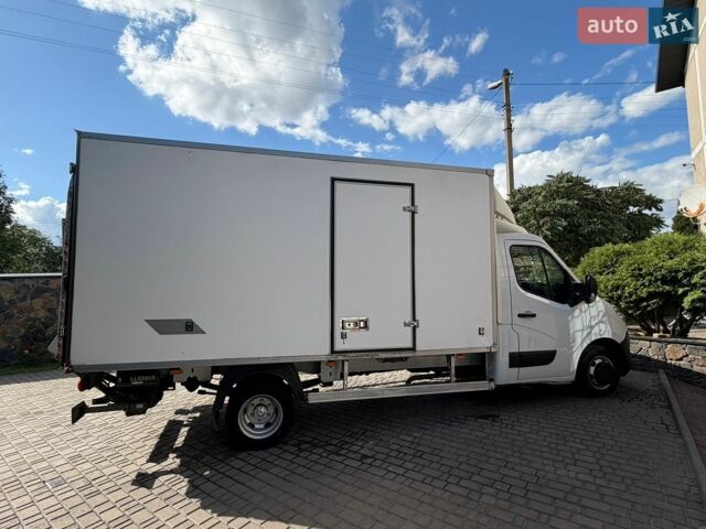 Белый Рено Мастер, объемом двигателя 2.3 л и пробегом 298 тыс. км за 18500 $, фото 15 на Automoto.ua