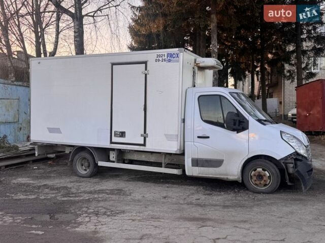 Белый Рено Мастер, объемом двигателя 2.3 л и пробегом 428 тыс. км за 7500 $, фото 1 на Automoto.ua