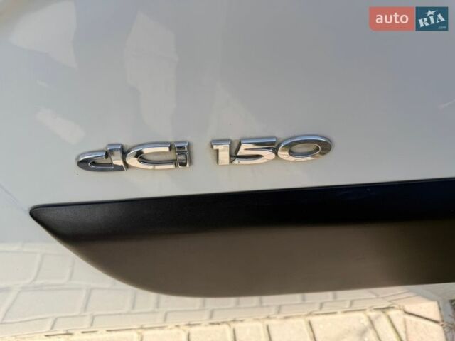 Білий Рено Мастєр, об'ємом двигуна 2.3 л та пробігом 287 тис. км за 16000 $, фото 62 на Automoto.ua