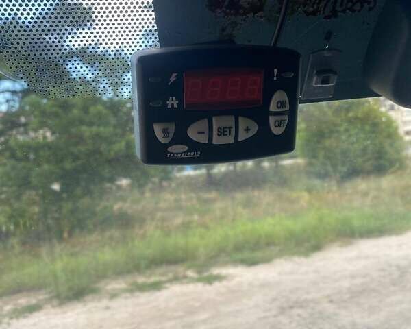 Белый Рено Мастер, объемом двигателя 2.3 л и пробегом 410 тыс. км за 16500 $, фото 9 на Automoto.ua