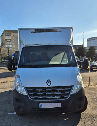 Белый Рено Мастер, объемом двигателя 2.3 л и пробегом 273 тыс. км за 18500 $, фото 2 на Automoto.ua