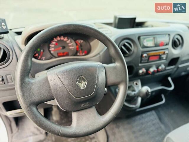 Білий Рено Мастєр, об'ємом двигуна 2.3 л та пробігом 225 тис. км за 16500 $, фото 15 на Automoto.ua