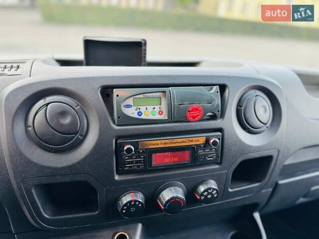 Білий Рено Мастєр, об'ємом двигуна 2.3 л та пробігом 225 тис. км за 12999 $, фото 21 на Automoto.ua