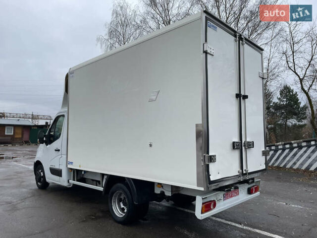 Білий Рено Мастєр, об'ємом двигуна 2.3 л та пробігом 388 тис. км за 21800 $, фото 5 на Automoto.ua