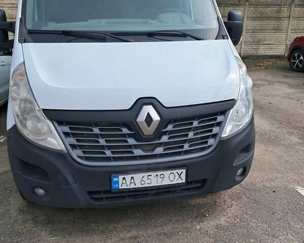 Белый Рено Мастер, объемом двигателя 2.3 л и пробегом 750 тыс. км за 7500 $, фото 3 на Automoto.ua