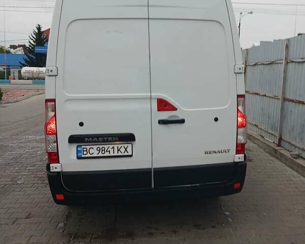 Белый Рено Мастер, объемом двигателя 2.3 л и пробегом 350 тыс. км за 15500 $, фото 2 на Automoto.ua