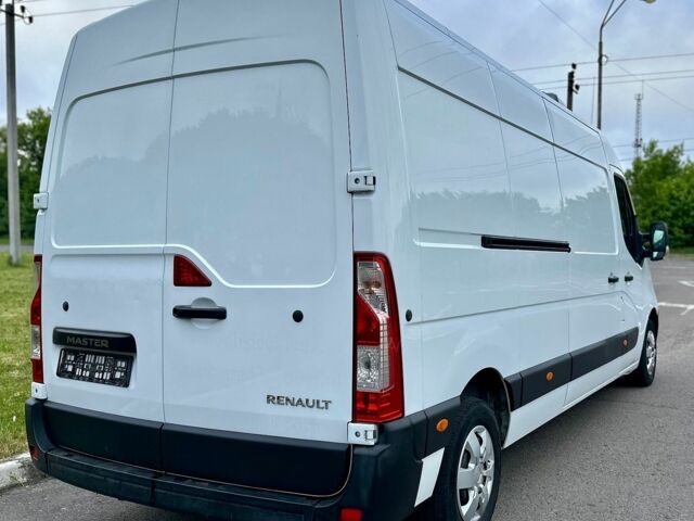 Білий Рено Мастєр, об'ємом двигуна 2.3 л та пробігом 296 тис. км за 18550 $, фото 4 на Automoto.ua