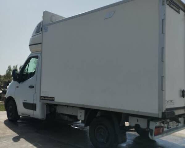 Белый Рено Мастер, объемом двигателя 2.3 л и пробегом 495 тыс. км за 14000 $, фото 3 на Automoto.ua