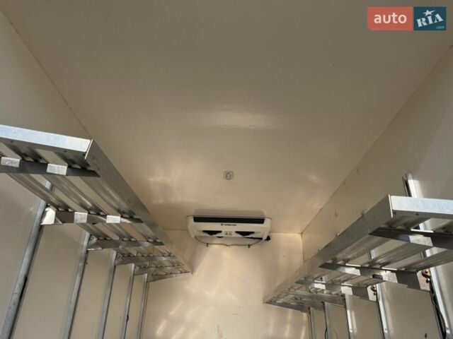Білий Рено Мастєр, об'ємом двигуна 2.3 л та пробігом 303 тис. км за 17500 $, фото 39 на Automoto.ua