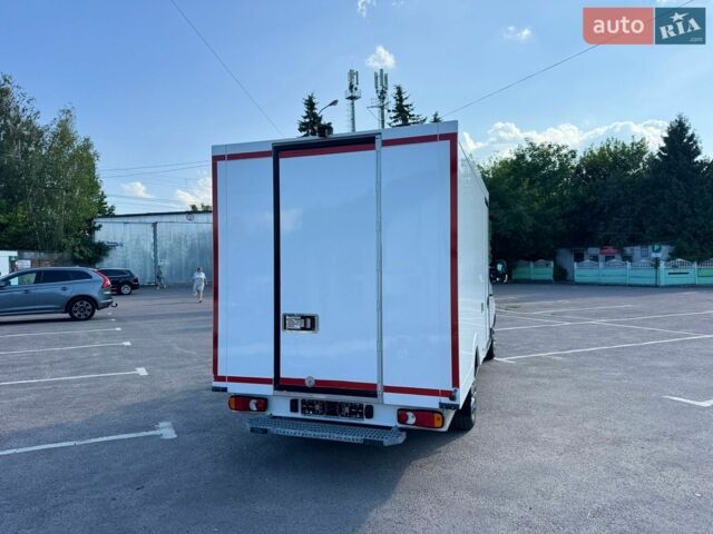 Белый Рено Мастер, объемом двигателя 2.3 л и пробегом 234 тыс. км за 15950 $, фото 9 на Automoto.ua