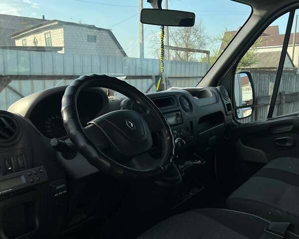 Белый Рено Мастер, объемом двигателя 2.3 л и пробегом 495 тыс. км за 14000 $, фото 11 на Automoto.ua