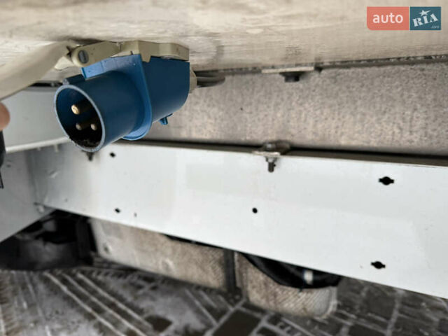Білий Рено Мастєр, об'ємом двигуна 2.3 л та пробігом 301 тис. км за 17500 $, фото 53 на Automoto.ua