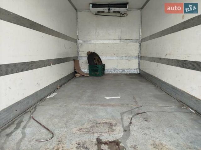 Белый Рено Мастер, объемом двигателя 2.3 л и пробегом 540 тыс. км за 14500 $, фото 10 на Automoto.ua