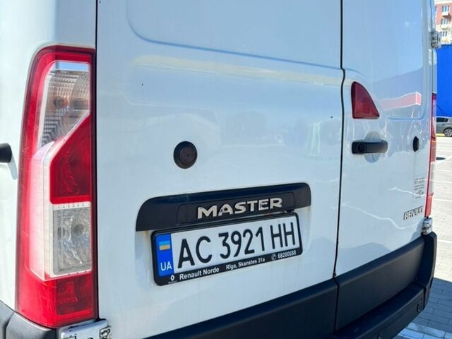 Белый Рено Мастер, объемом двигателя 2.3 л и пробегом 422 тыс. км за 16000 $, фото 4 на Automoto.ua
