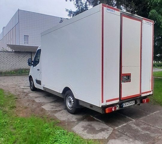 Белый Рено Мастер, объемом двигателя 2.3 л и пробегом 502 тыс. км за 10800 $, фото 7 на Automoto.ua