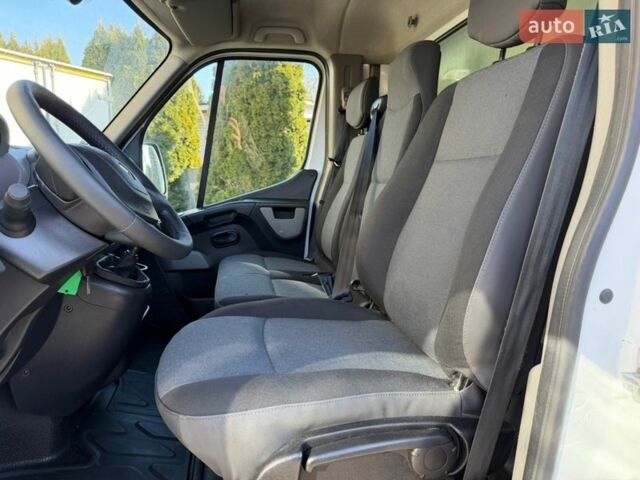 Білий Рено Мастєр, об'ємом двигуна 2.3 л та пробігом 303 тис. км за 17500 $, фото 54 на Automoto.ua