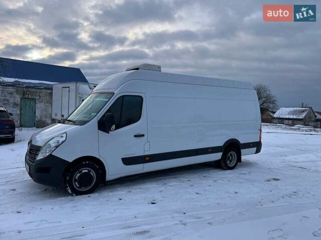 Белый Рено Мастер, объемом двигателя 2.3 л и пробегом 232 тыс. км за 18900 $, фото 2 на Automoto.ua