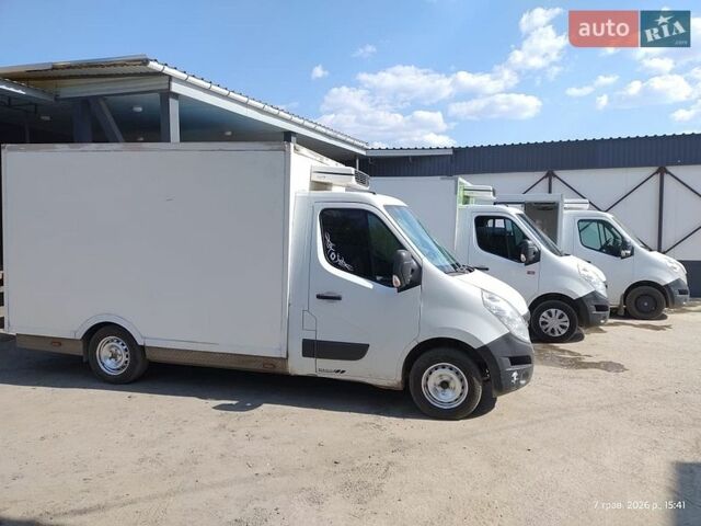 Белый Рено Мастер, объемом двигателя 2.3 л и пробегом 470 тыс. км за 14900 $, фото 5 на Automoto.ua