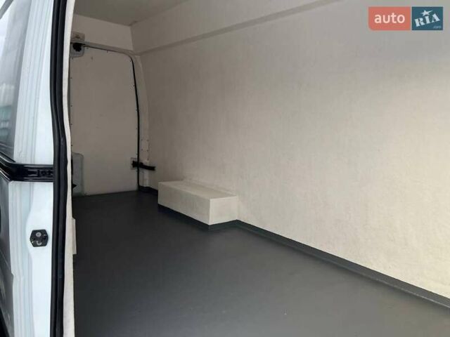 Белый Рено Мастер, объемом двигателя 2.3 л и пробегом 232 тыс. км за 18900 $, фото 26 на Automoto.ua