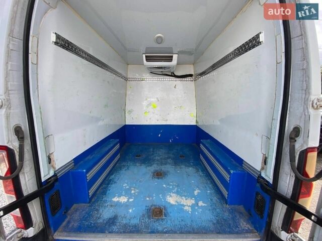 Белый Рено Мастер, объемом двигателя 2.3 л и пробегом 213 тыс. км за 17500 $, фото 8 на Automoto.ua