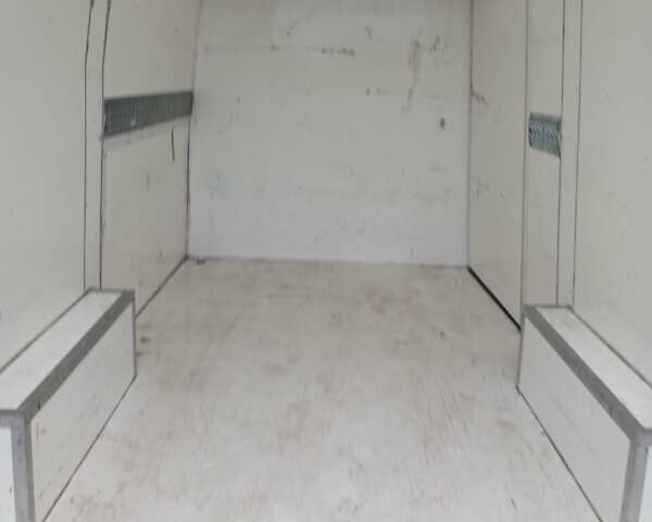 Белый Рено Мастер, объемом двигателя 2.3 л и пробегом 350 тыс. км за 15500 $, фото 1 на Automoto.ua