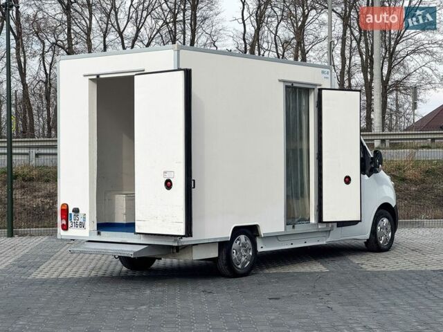 Белый Рено Мастер, объемом двигателя 2.3 л и пробегом 170 тыс. км за 16900 $, фото 9 на Automoto.ua