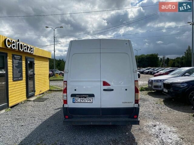 Белый Рено Мастер, объемом двигателя 2.3 л и пробегом 213 тыс. км за 17500 $, фото 3 на Automoto.ua