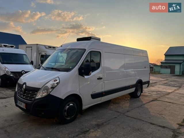 Белый Рено Мастер, объемом двигателя 2.3 л и пробегом 337 тыс. км за 18900 $, фото 3 на Automoto.ua
