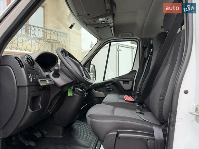 Білий Рено Мастєр, об'ємом двигуна 2.3 л та пробігом 301 тис. км за 17500 $, фото 63 на Automoto.ua