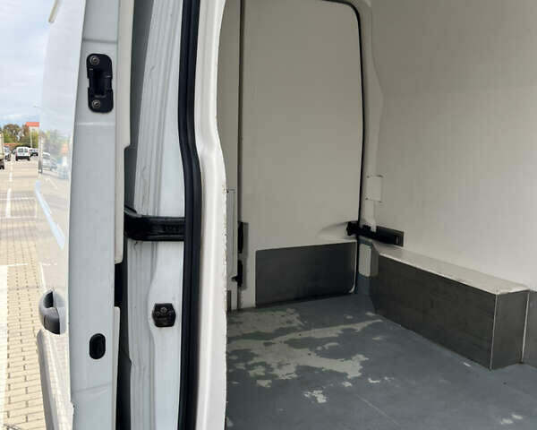 Білий Рено Мастєр, об'ємом двигуна 2.3 л та пробігом 283 тис. км за 16600 $, фото 24 на Automoto.ua