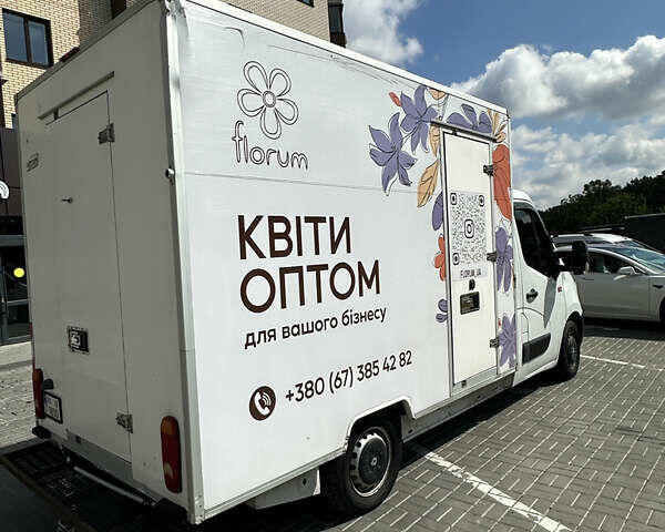 Белый Рено Мастер, объемом двигателя 2.3 л и пробегом 307 тыс. км за 14500 $, фото 4 на Automoto.ua