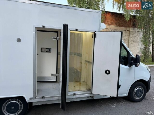 Белый Рено Мастер, объемом двигателя 2.3 л и пробегом 212 тыс. км за 17600 $, фото 30 на Automoto.ua