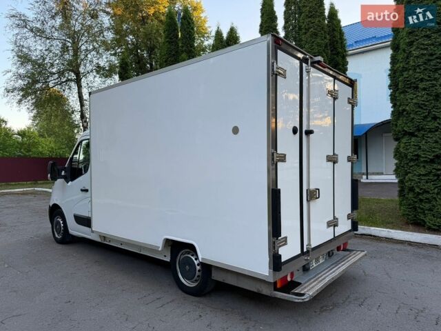 Белый Рено Мастер, объемом двигателя 2.3 л и пробегом 212 тыс. км за 17600 $, фото 7 на Automoto.ua