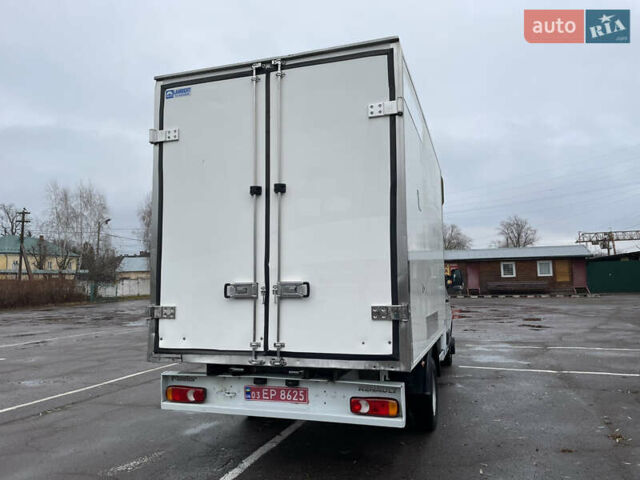 Белый Рено Мастер, объемом двигателя 2.3 л и пробегом 388 тыс. км за 22000 $, фото 22 на Automoto.ua