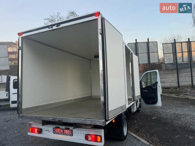 Білий Рено Мастєр, об'ємом двигуна 0 л та пробігом 245 тис. км за 21900 $, фото 26 на Automoto.ua