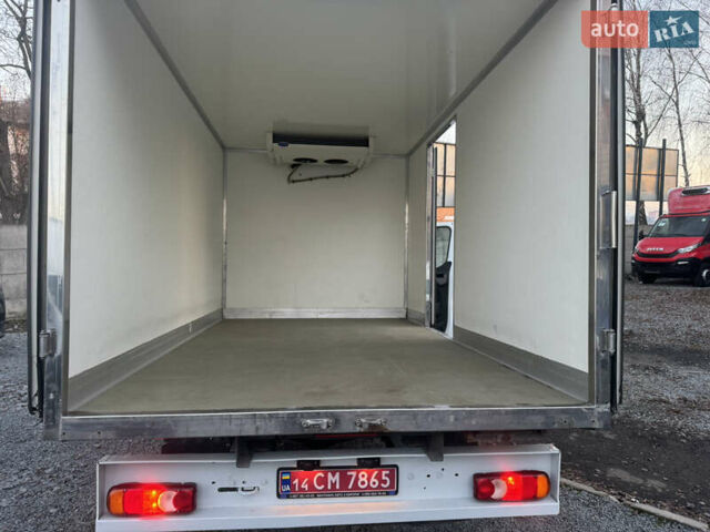 Білий Рено Мастєр, об'ємом двигуна 0 л та пробігом 245 тис. км за 21900 $, фото 25 на Automoto.ua